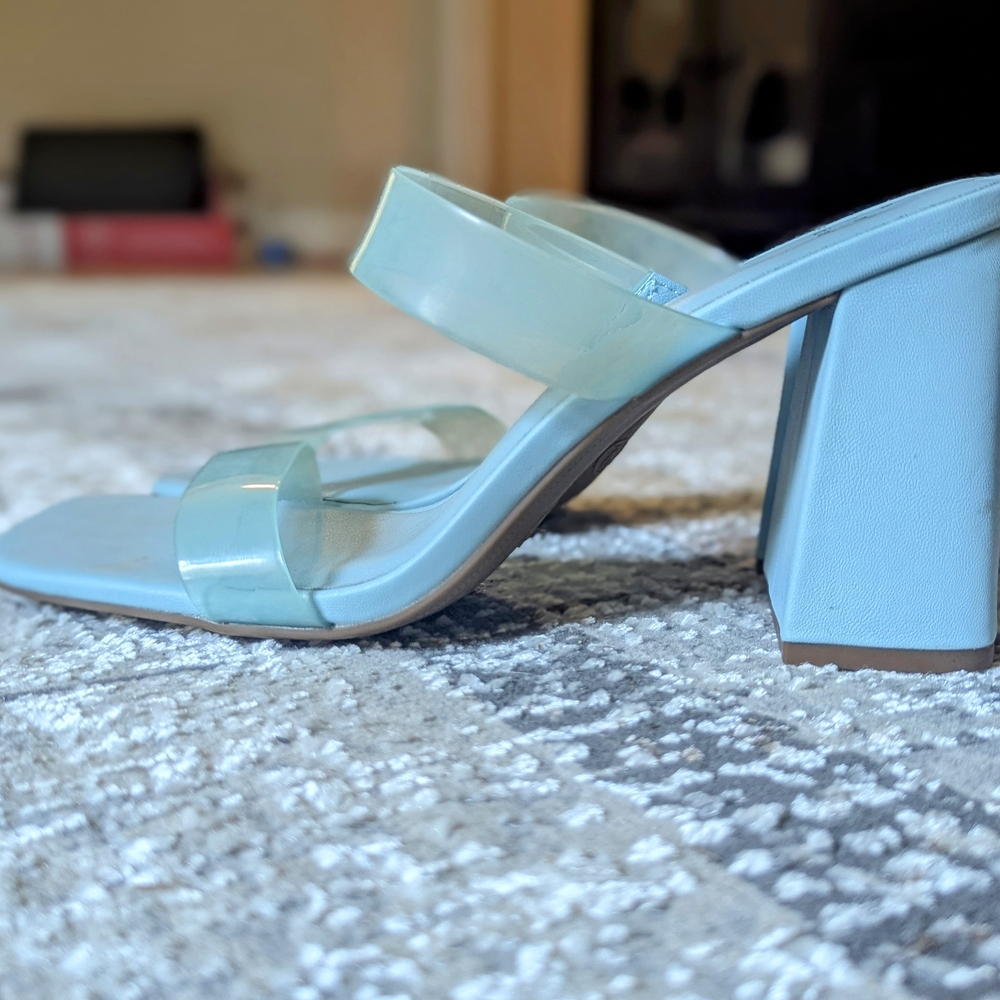 A New Day Deanna Chunky Blue Transparent Heels Size 9